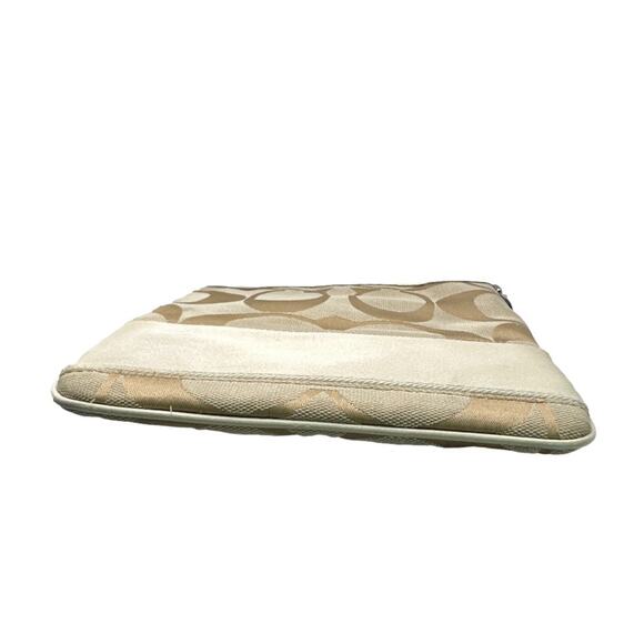 COACH Beige and Cream Canvas Signature Crossbody - Picture 3 of 9